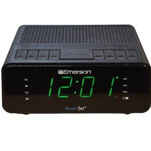 Emerson CKS1900 SmartSet Dual Alarm Clock Radio AM/FM Green‎ LED 6"